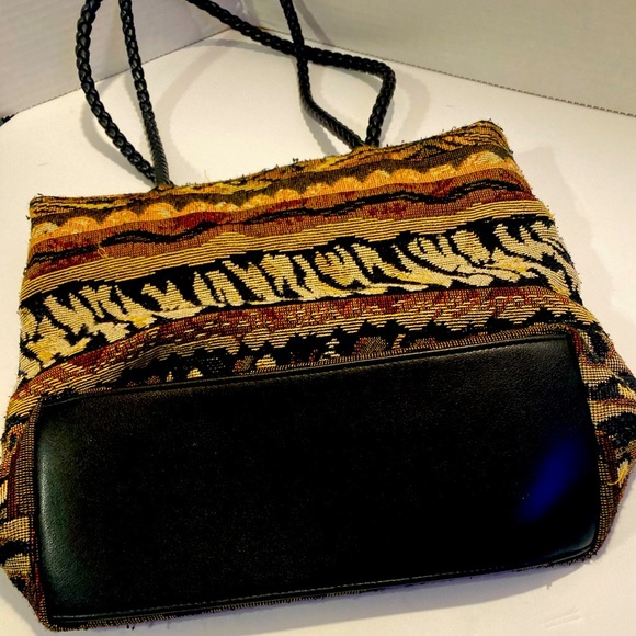 ⚡️Beuno Tapestry double strap shoulder bag Animal print⚡️ - Picture 2 of 9